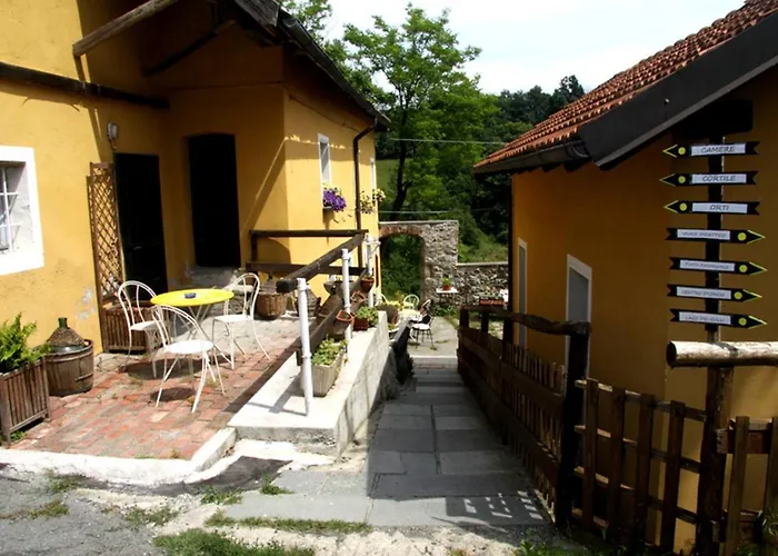 Rifugio La Sciverna Hostel Sassello